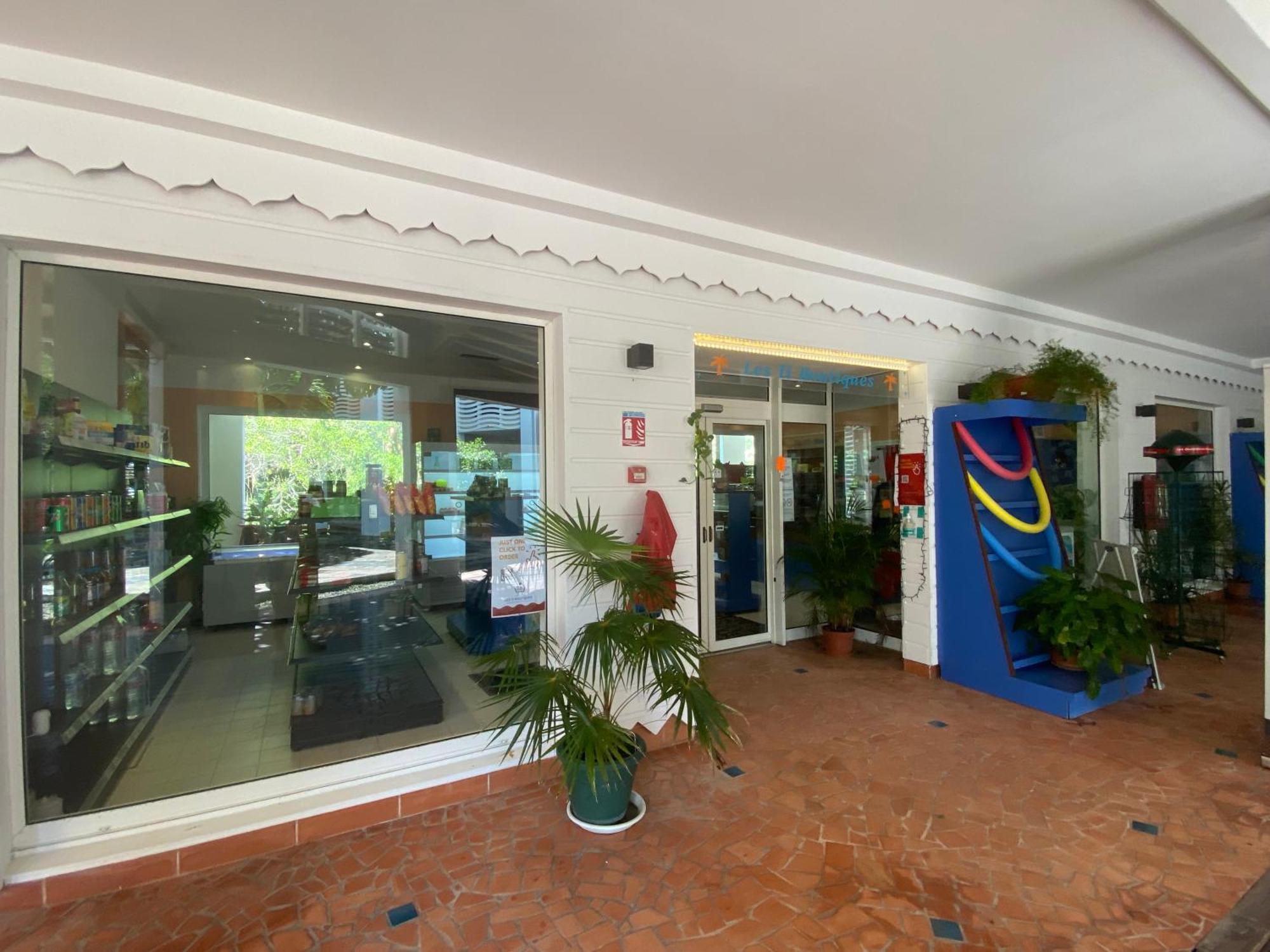 Studio Ti-Bo Saint-Francois  Buitenkant foto